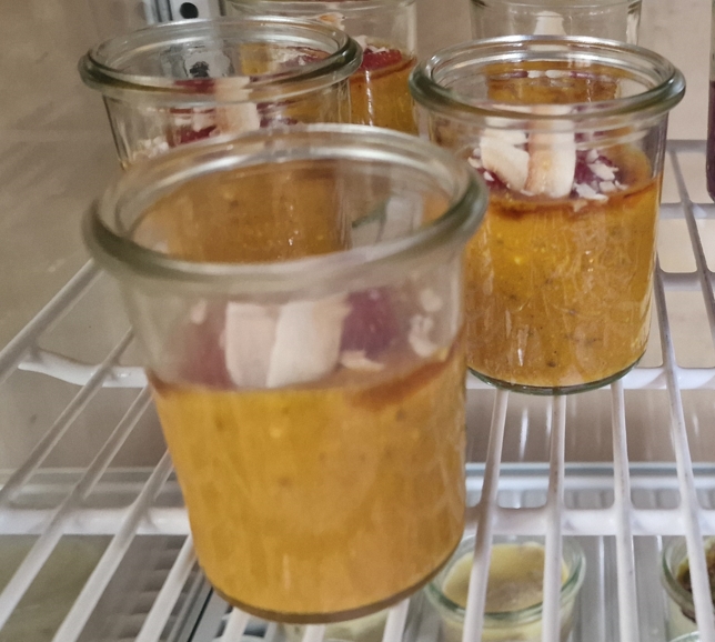 Goldene Erinnerungen im Glas